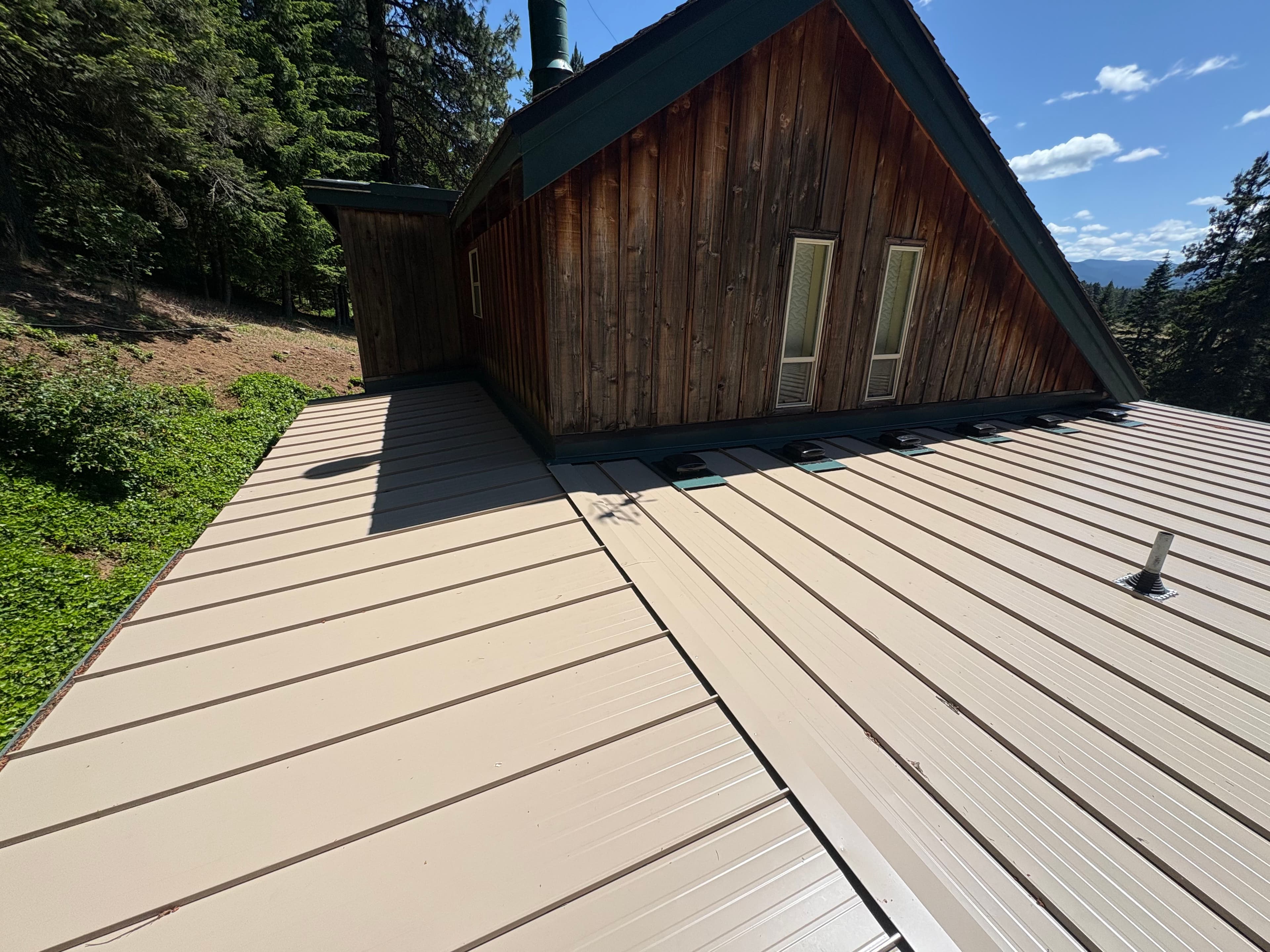 Project Fire-Resistant Metal Roofing Installation in Parkdale Oregon image