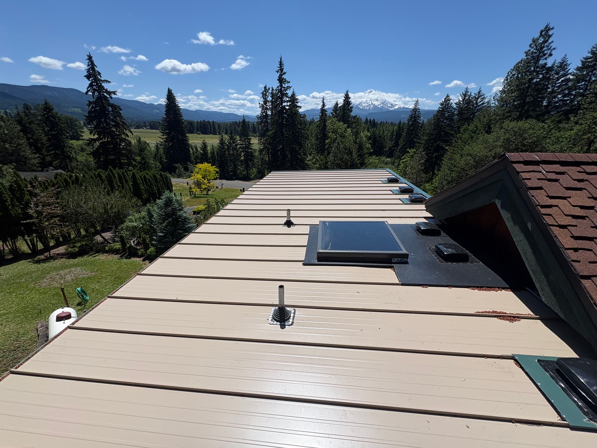 Fire-Resistant Metal Roofing Installation in Parkdale Oregon